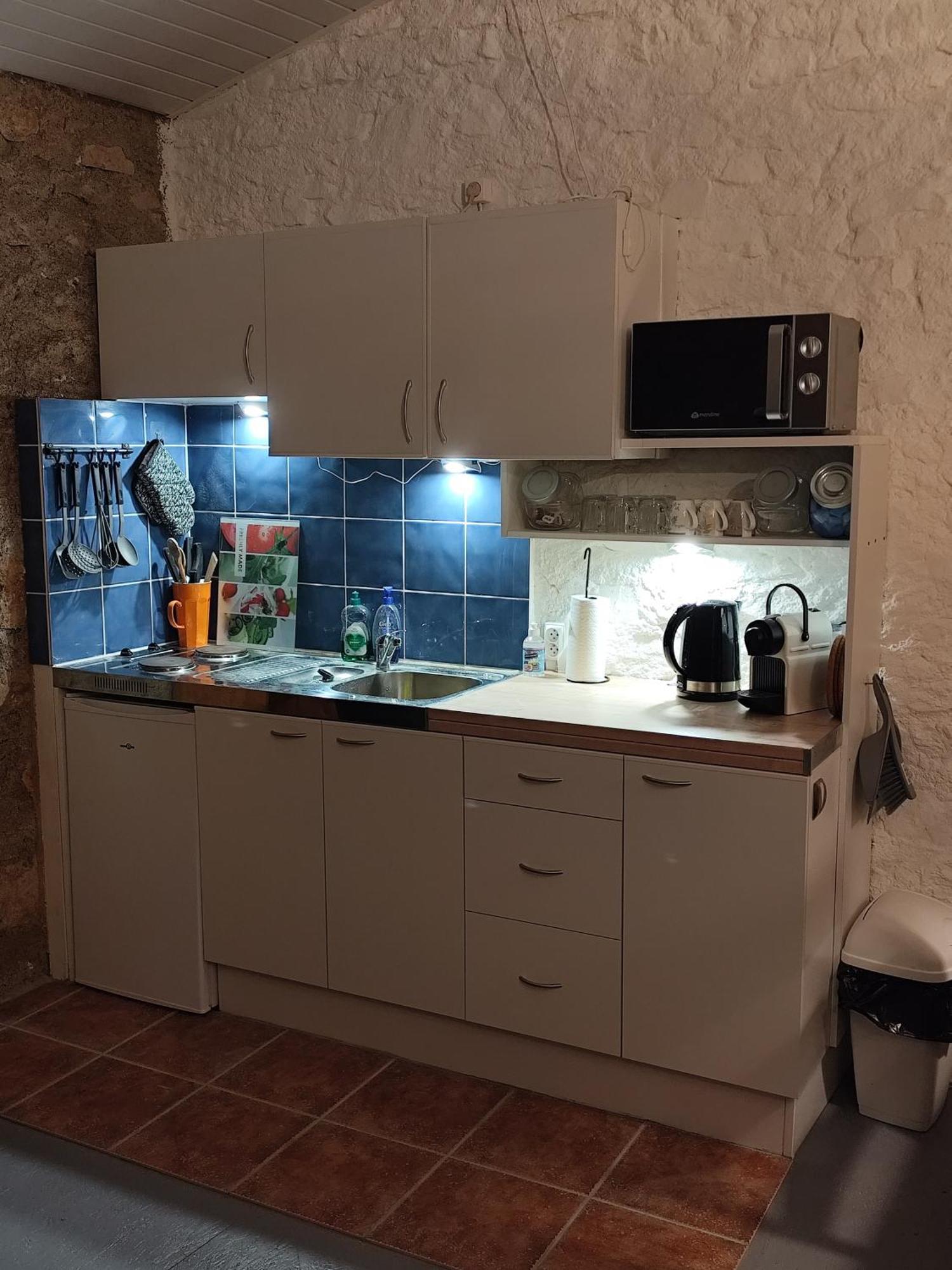 Sur La Bonnefooi Bed & Breakfast Prades-sur-Vernazobre Exterior photo